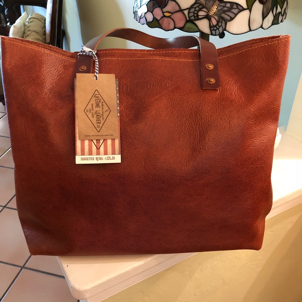 Leather tote